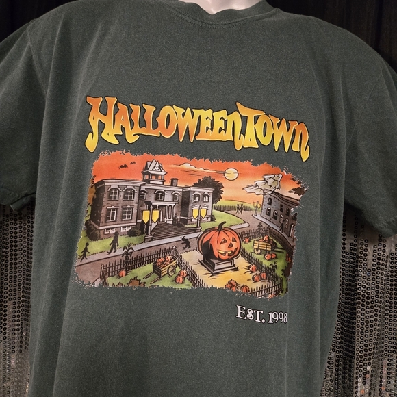Halloweentown shirt - Picture 7 of 7
